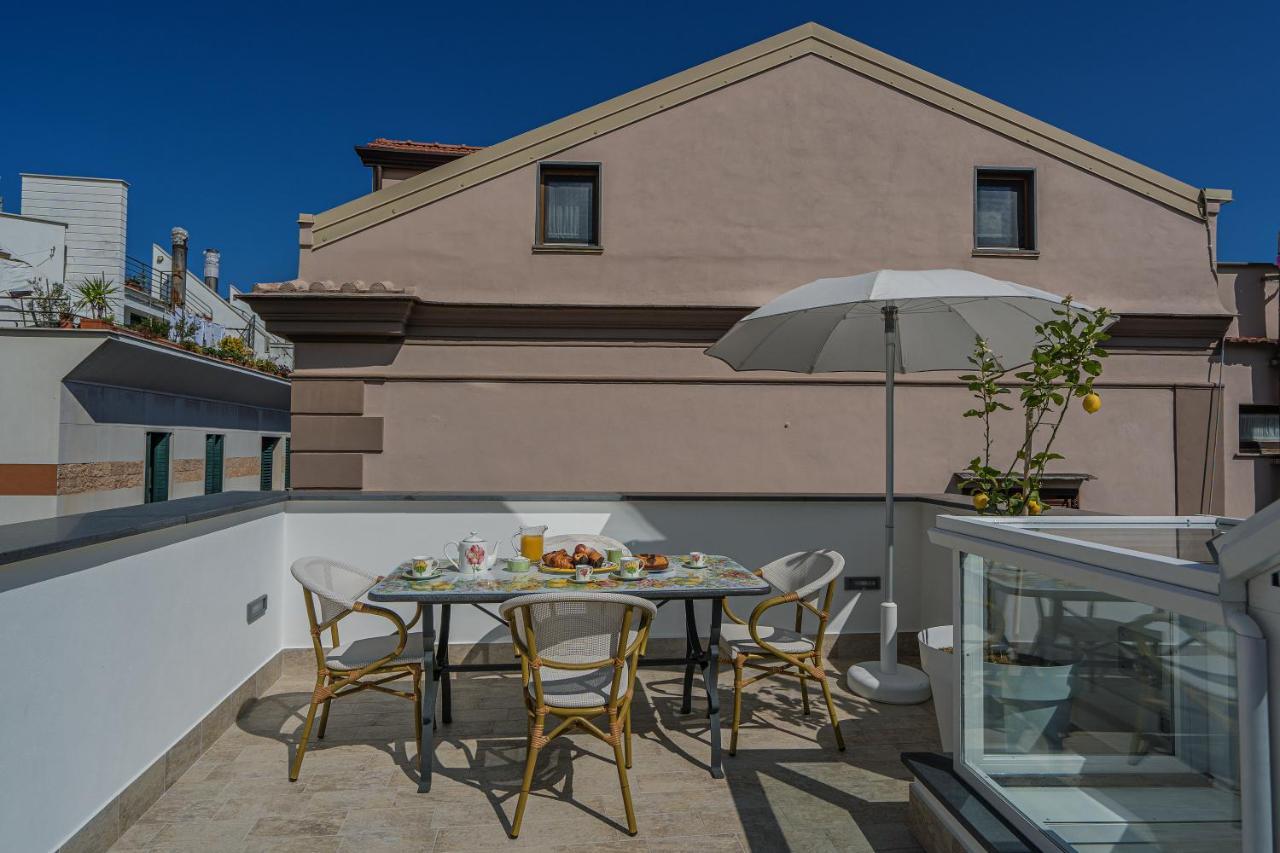 A I R Il Palazzetto Apartman Vico Equense Kültér fotó